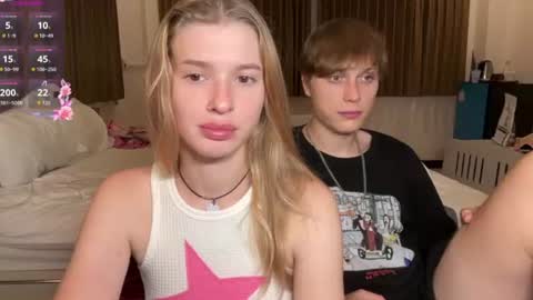 Snapshot of pussymoneywet chatting on June 2026 12:08:01 PM Lina online show from June 2026 12:08:01 PM
