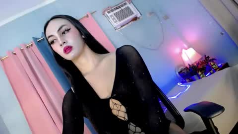 queen_danaya online show from July 2026 07:12:01 AM