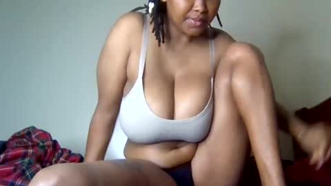 queen_doli online show from July 2026 11:53:02 PM