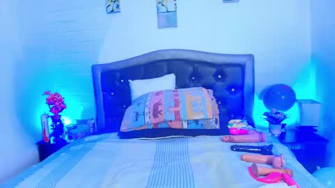 VickyBoobss online show from April 2026 12:31:01 PM