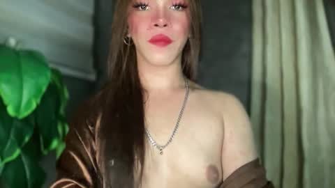 QUEEN online show from March 2026 08:20:02 AM