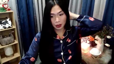 Mikka online show from March 2026 04:12:02 PM