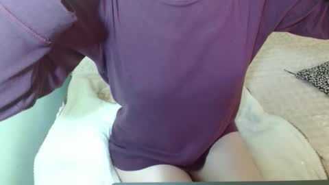 queenoftenderness online show from February 2026 06:28:01 AM