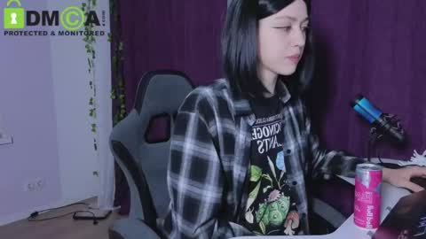     follow my new insta  online show from April 2026 06:25:02 PM