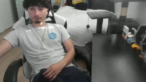 Snapshot of qwert4206 chatting on March 2026 11:33:01 PM qwert4206 online show from March 2026 11:33:01 PM