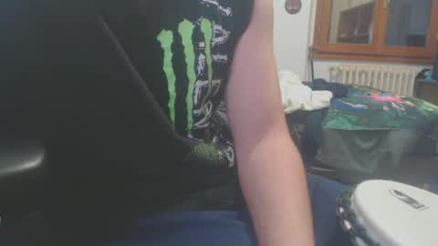 Snapshot of raccon68 chatting on February 2025 04:14:01 PM Raccoon68 online show from February 2025 04:14:01 PM