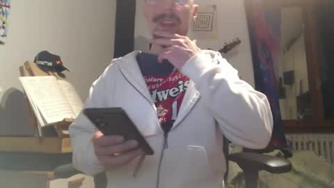 Snapshot of raccon68 chatting on March 2026 08:45:01 PM Raccoon68 online show from March 2026 08:45:01 PM