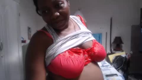 Snapshot of rachelexoticgirl chatting on June 2026 08:02:01 PM rachelexoticgirl online show from June 2026 08:02:01 PM