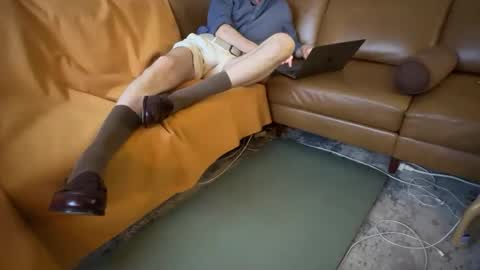 DressSock Shoe online show from June 2026 03:37:02 AM
