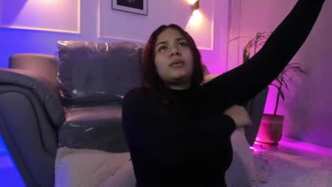 raichell_sweet_curvy online show from June 2026 04:26:02 AM