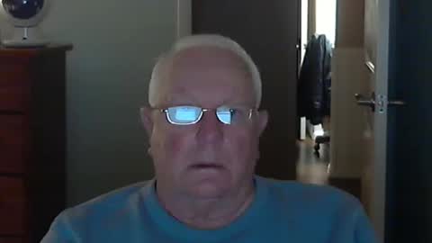 raiderman215 online show from February 2026 02:46:02 PM