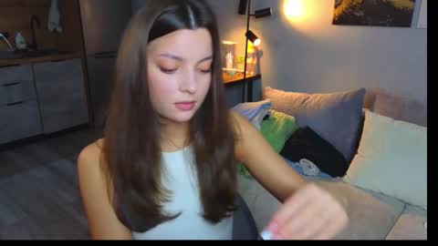 rainevi online show from March 2026 01:37:02 PM