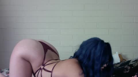 Snapshot of raineydayze chatting on May 2026 04:51:01 AM Rainey online show from May 2026 04:51:01 AM