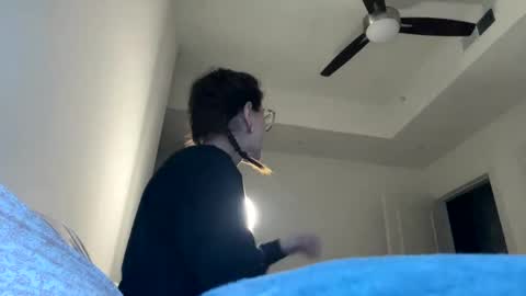 Ray Ray online show from February 2025 06:08:01 AM