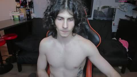 kirill online show from November 2025 08:18:01 PM