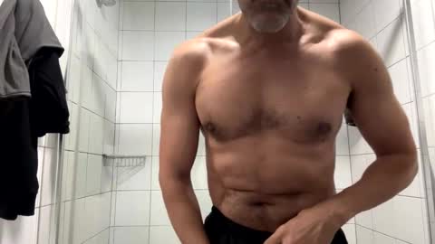 ramix95 online show from September 2025 05:29:02 PM