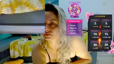 Snapshot of ramonaanca99 chatting on May 2026 04:43:02 AM Kim-Hot-Girl online show from May 2026 04:43:02 AM