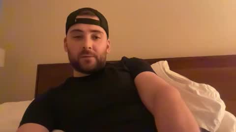 randomdude5950 online show from February 2026 01:34:01 AM