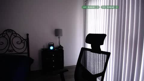 randomink3 online show from May 2026 12:27:01 AM