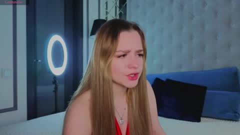 Snapshot of rashidagiczewski chatting on May 2026 01:22:02 AM Nicole online show from May 2026 01:22:02 AM