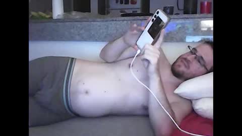 Snapshot of raven_87 chatting on April 2026 12:05:01 AM Raven online show from April 2026 12:05:01 AM