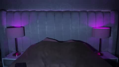 Ravenfox  online show from April 2026 03:55:01 AM