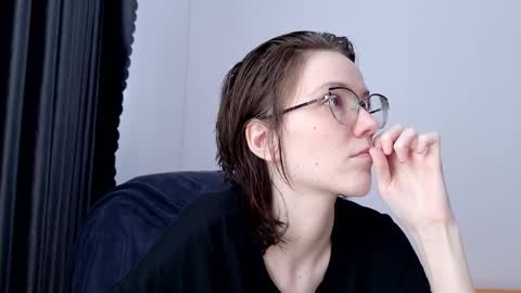 Ray-Ray online show from March 2026 05:02:02 AM