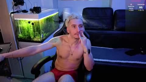 Snapshot of rayzel31 chatting on February 2026 02:53:01 AM Rayzel online show from February 2026 02:53:01 AM