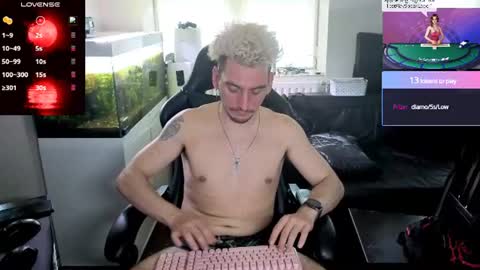 Rayzel White online show from June 2026 06:24:02 PM