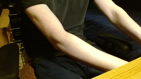 Scrappy Coco online show from April 2026 09:25:02 AM