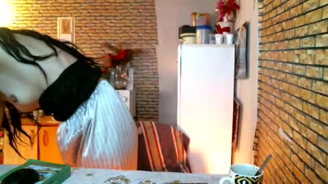 real_coupl3 online show from March 2026 07:58:02 AM