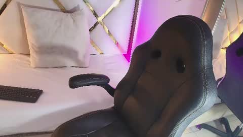 Snapshot of real_doncella_pussy chatting on June 2026 03:11:02 PM DONCELLA online show from June 2026 03:11:02 PM