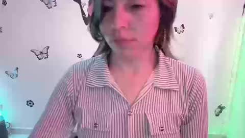 Rebbeca online show from March 2026 01:39:01 PM