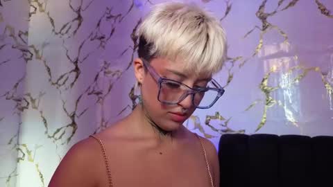 Snapshot of rebeka_baker chatting on March 2026 02:33:01 PM REBEKA online show from March 2026 02:33:01 PM