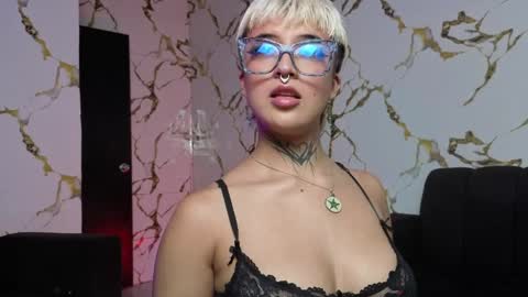 Snapshot of rebeka_baker chatting on March 2026 12:01:02 AM REBEKA online show from March 2026 12:01:02 AM