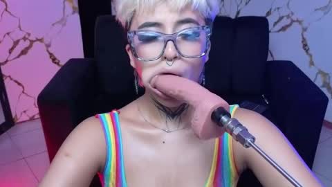 Snapshot of rebeka_baker chatting on April 2026 02:37:02 AM REBEKA online show from April 2026 02:37:02 AM