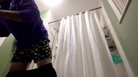 recka810 online show from November 2025 08:01:02 AM