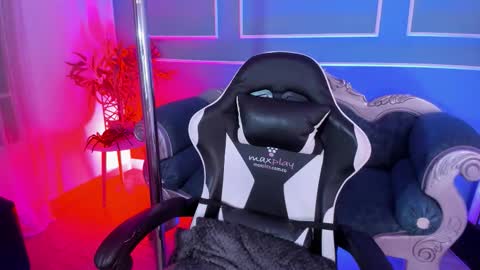     online show from February 2026 11:20:02 AM