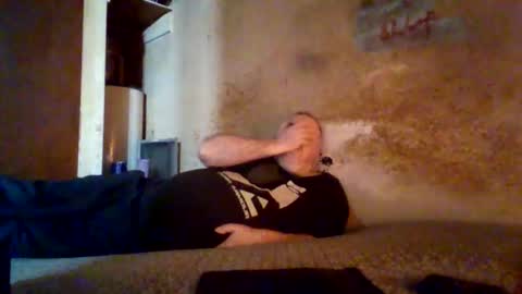 reddragon1195 online show from April 2026 08:50:01 PM