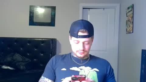 Snapshot of redinthebed chatting on December 2025 11:03:02 PM InkedGinger online show from December 2025 11:03:02 PM