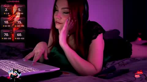 Red online show from July 2026 09:30:01 PM