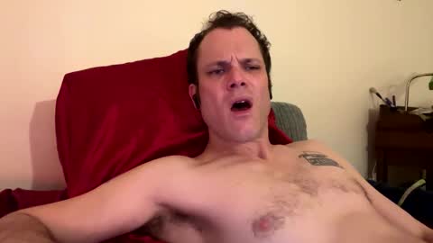 Snapshot of reed_thomas chatting on March 2026 04:36:01 AM Reed Thomas online show from March 2026 04:36:01 AM