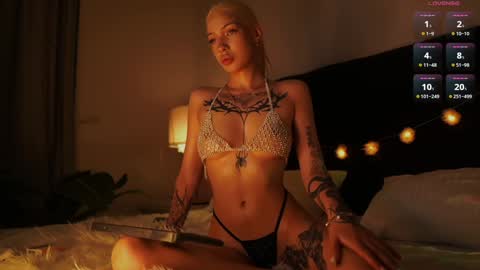 Regina online show from December 2024 01:59:01 AM