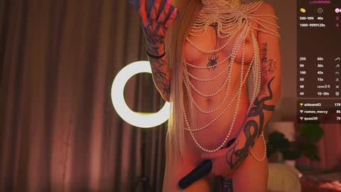 Regina online show from January 2025 03:15:02 AM