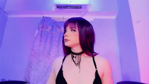 reginarose online show from February 2025 04:52:01 AM