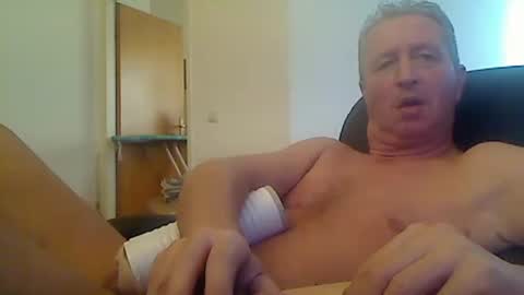 reini7211 online show from March 2026 03:05:01 PM