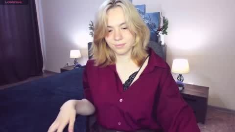RemiPeach online show from May 2026 01:54:02 PM