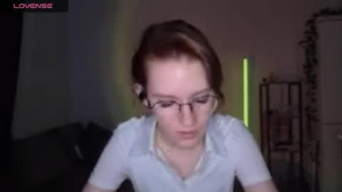 Claire online show from April 2026 06:20:01 PM