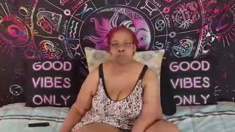 Snapshot of renaecumsalot chatting on March 2026 01:59:02 PM RenaeCumsAlot online show from March 2026 01:59:02 PM