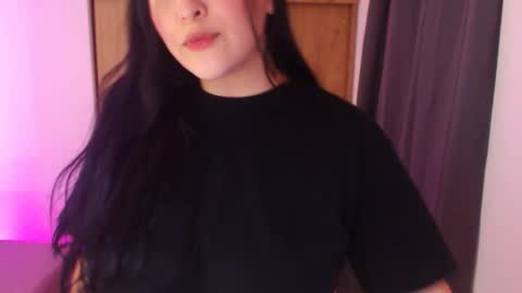 Snapshot of renata_ruiz chatting on February 2026 03:54:01 AM online show from February 2026 03:54:01 AM